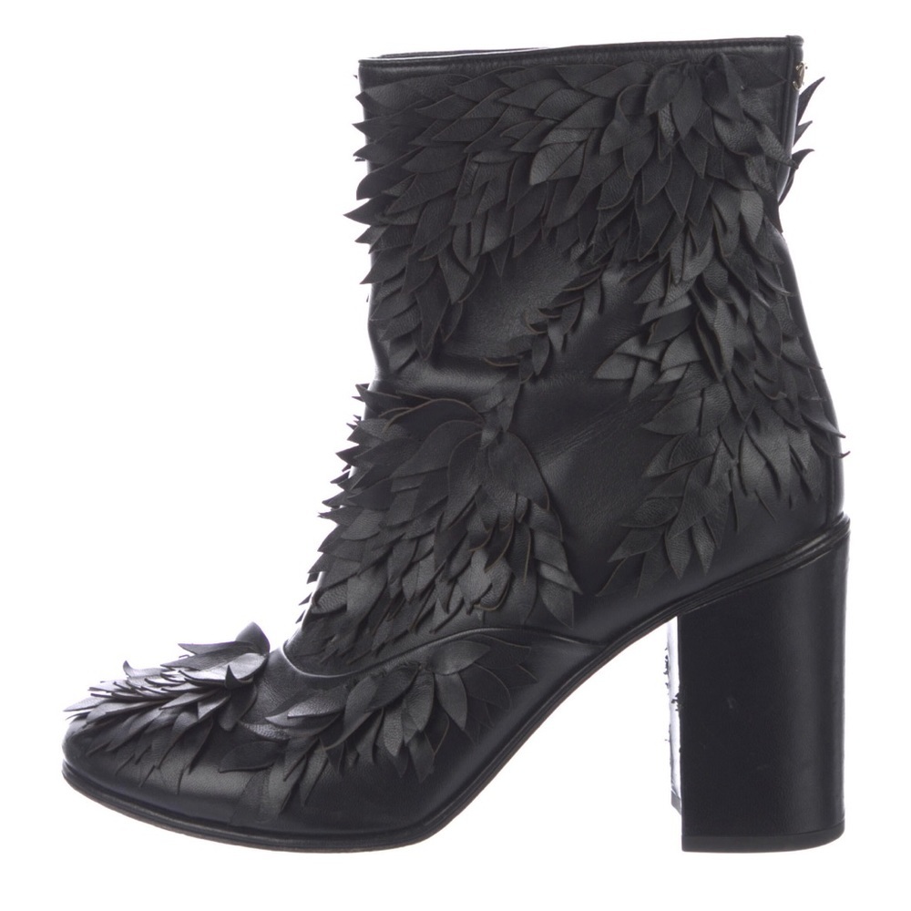 Chanel Booties Black Leather 2018 Fringe Leaf Round Toe Interlocking CC Unique
